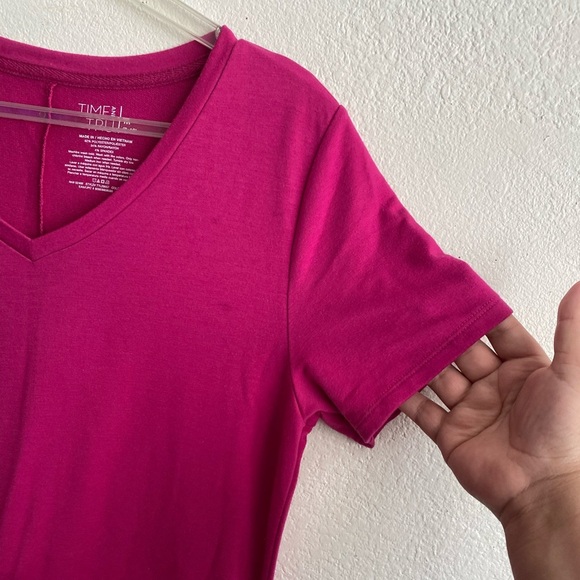 💥Time and Tru Vibrant Pink Casual T-Shirt Dress M - Picture 4 of 9
